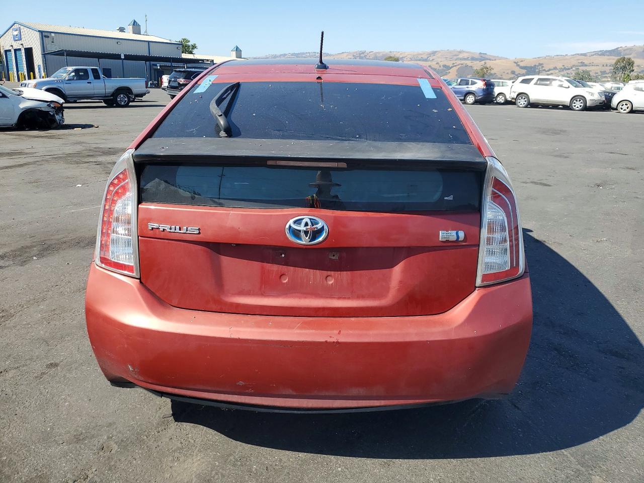 2012 Toyota Prius Three Red vin: JTDKN3DU1C1544157