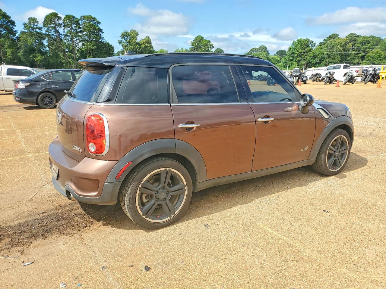 2013 Mini Cooper S Countryman Brown vin: WMWZC5C53DWP32447