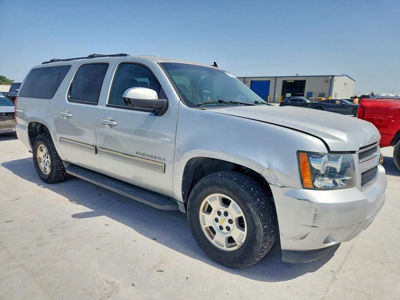 2011 Chevrolet Suburban C1500 Lt Silver vin: 1GNSCJE0XBR178132