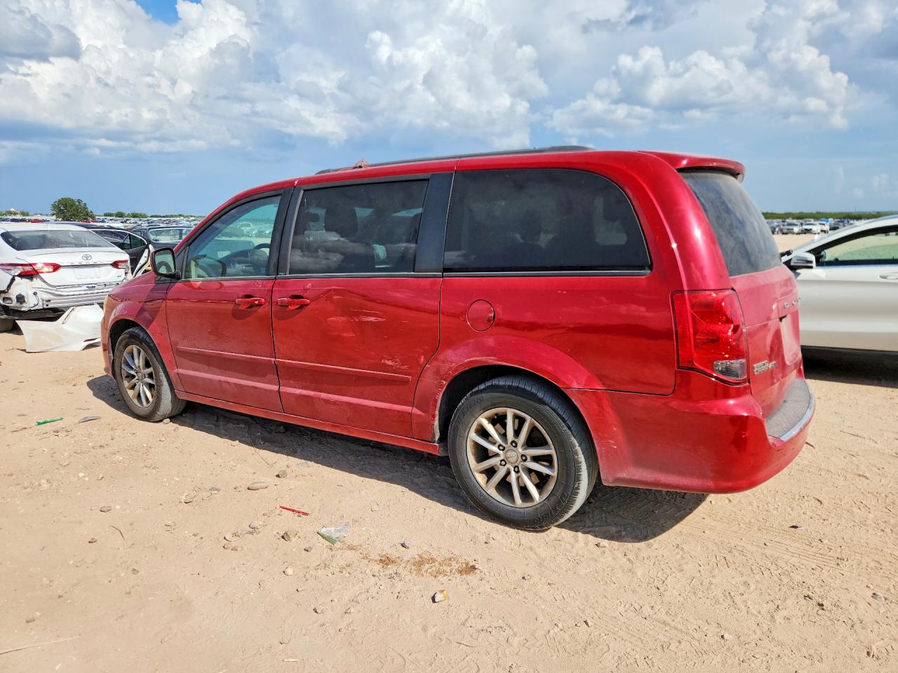 2014 Dodge Grand Caravan Sxt Red vin: 2C4RDGCG2ER250818