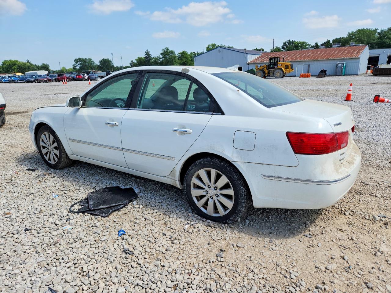 2009 Hyundai Sonata Limited White vin: 5NPEU46C79H505746