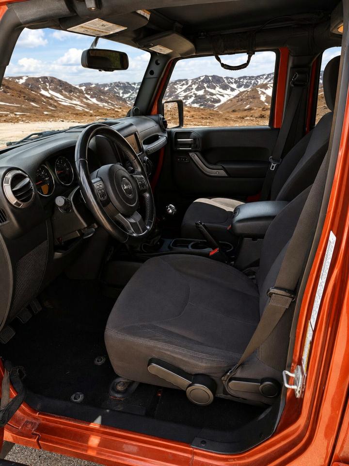 2014 Jeep Wrangler Unlimited Sport Оранжевый vin: 1C4BJWDG4EL195929