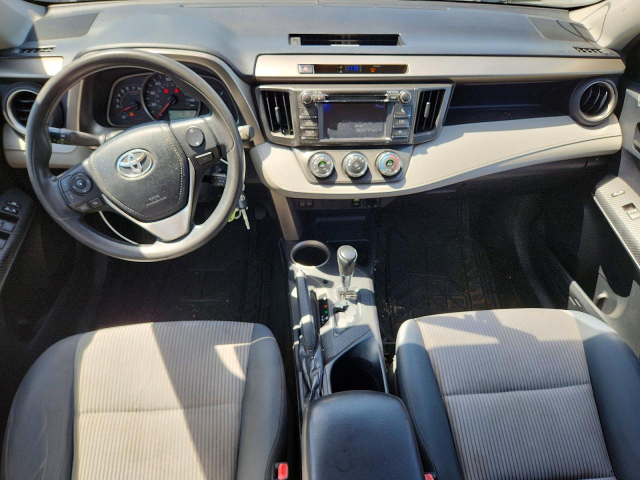 2013 Toyota Rav4 Le Серебряный vin: 2T3BFREV9DW026291