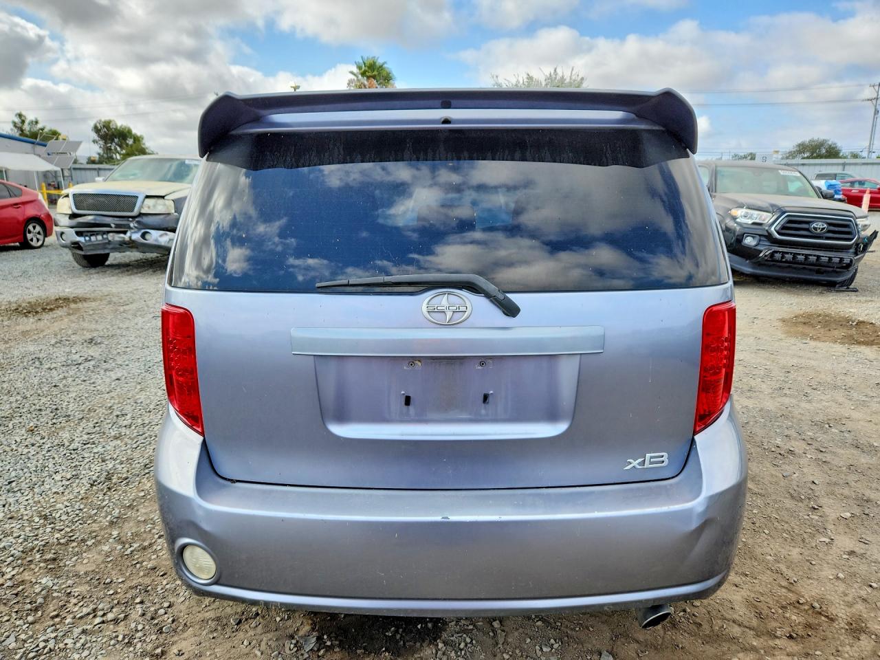 2010 Toyota Scion Xb Blue vin: JTLZE4FE8A1112788