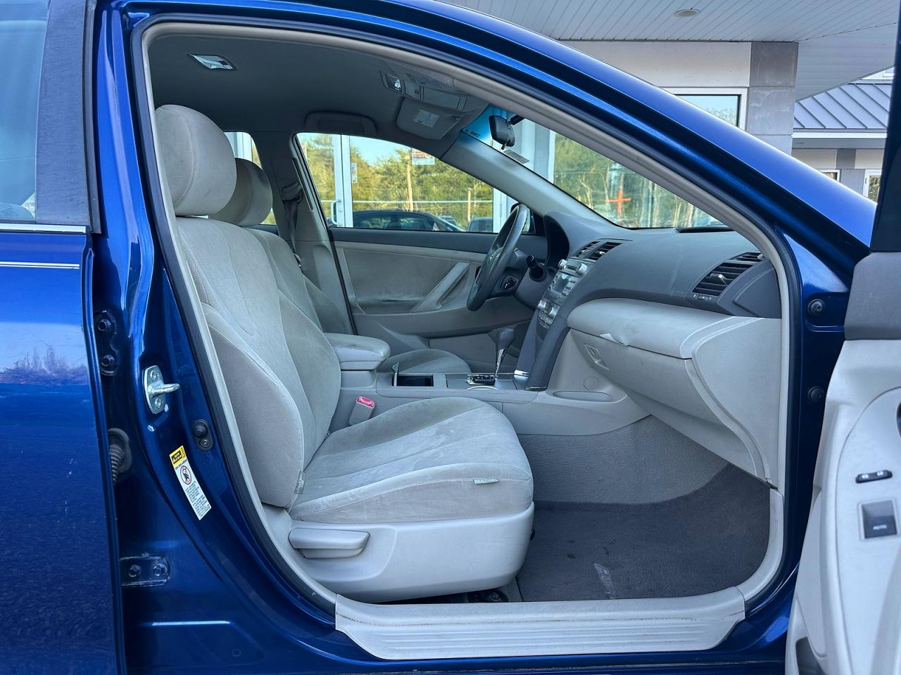 2011 Toyota Camry Hybrid Blue vin: 4T1BB3EK5BU132757