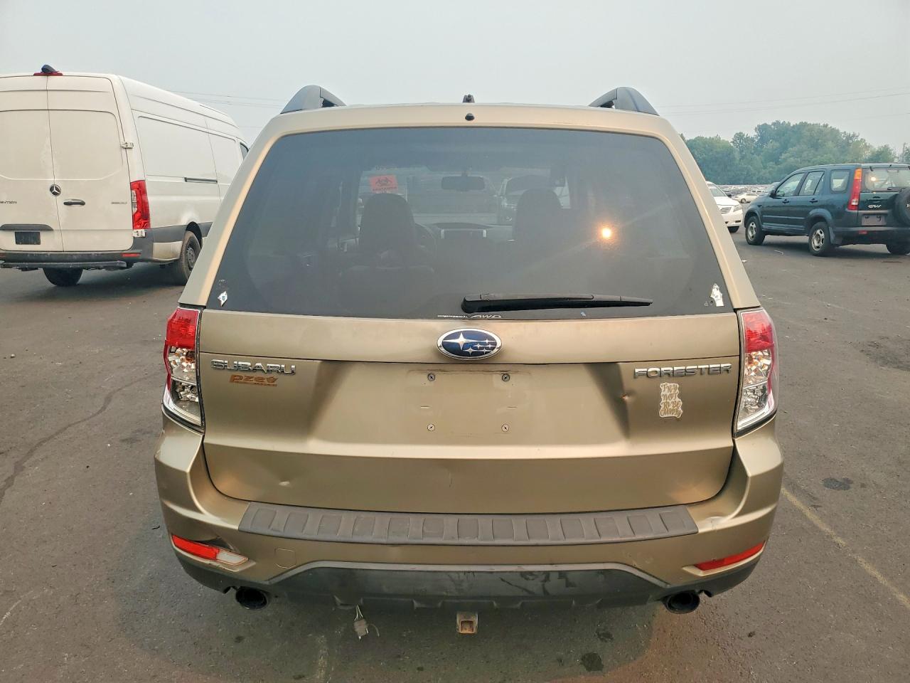 2009 Subaru Forester 2.5x Limited Золотой vin: JF2SH64619H763566