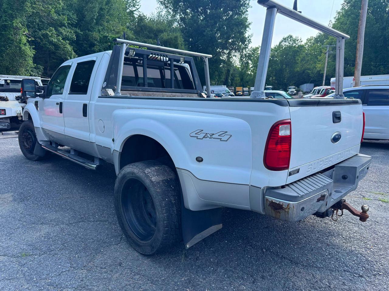 2008 Ford F450 Super Duty Белый vin: 1FTXW43RX8EA89539