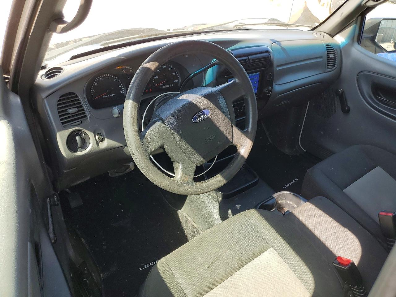 2011 Ford Ranger Super Cab White vin: 1FTKR1ED3BPA58792