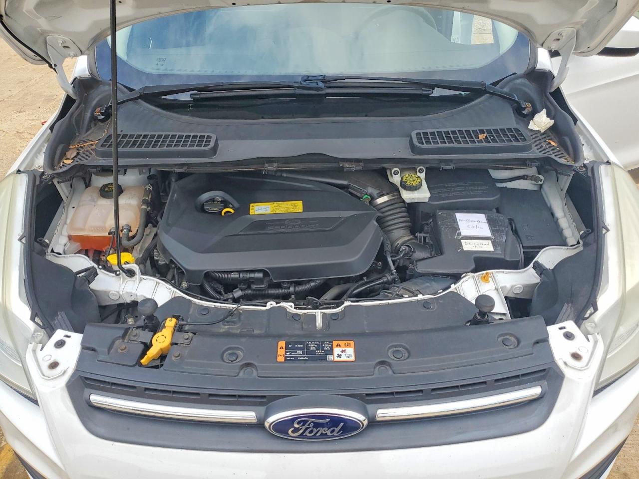 2014 Ford Escape Se Белый vin: 1FMCU9GX1EUC23796
