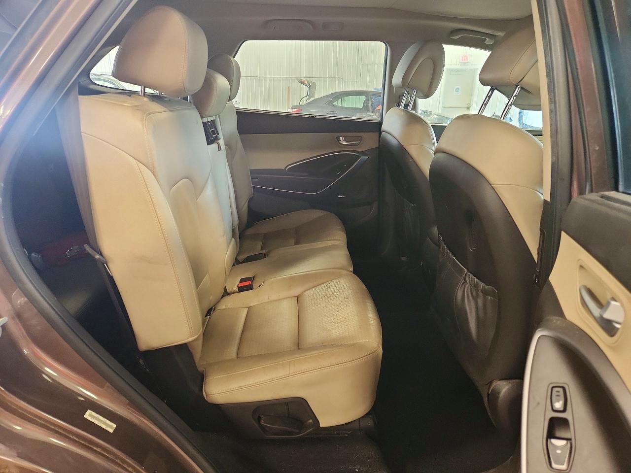 2014 Hyundai Santa Fe Gls Brown vin: KM8SRDHF9EU075032