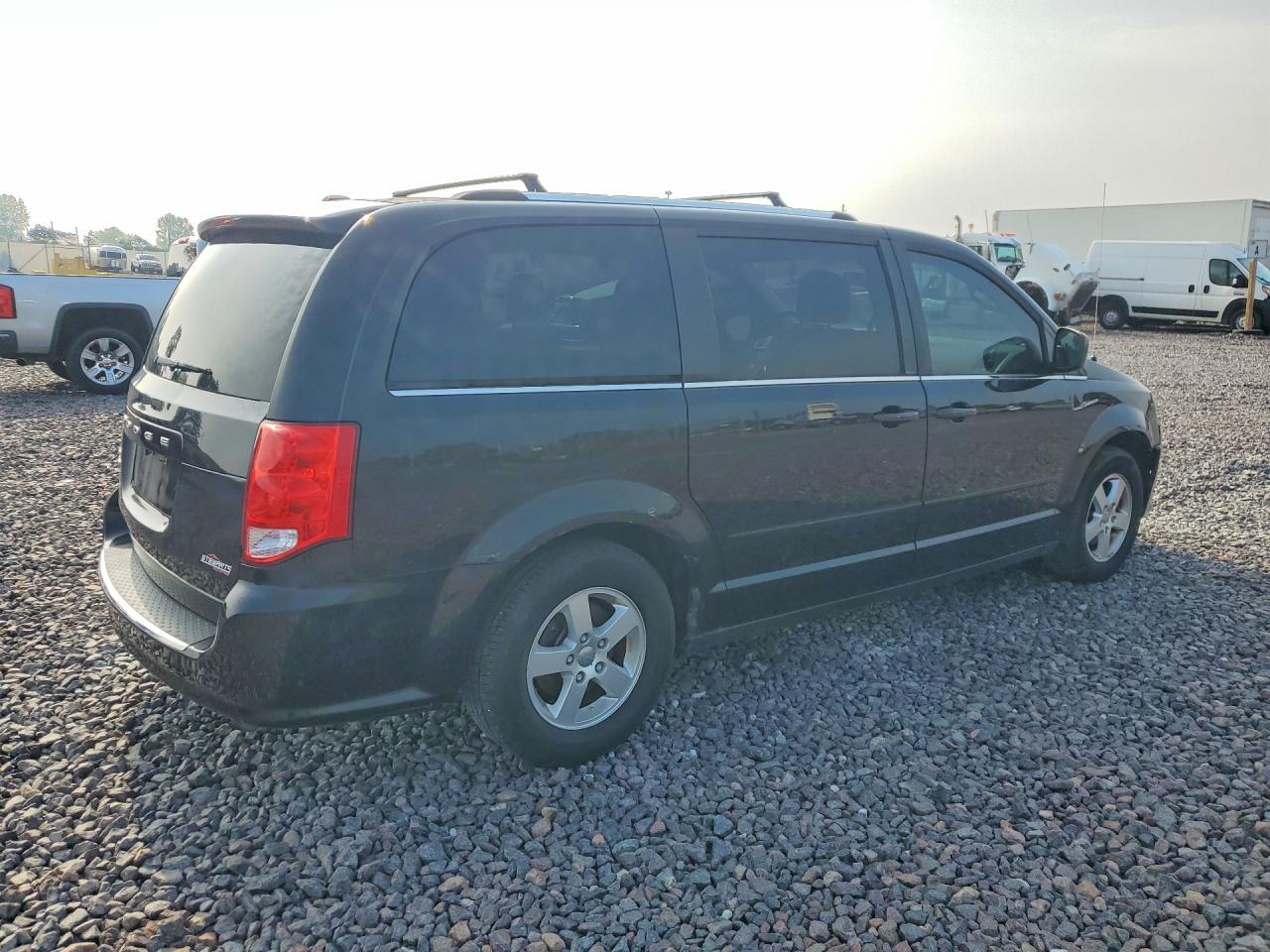 2011 Dodge Grand Caravan Crew Черный vin: 2D4RN5DG5BR693074