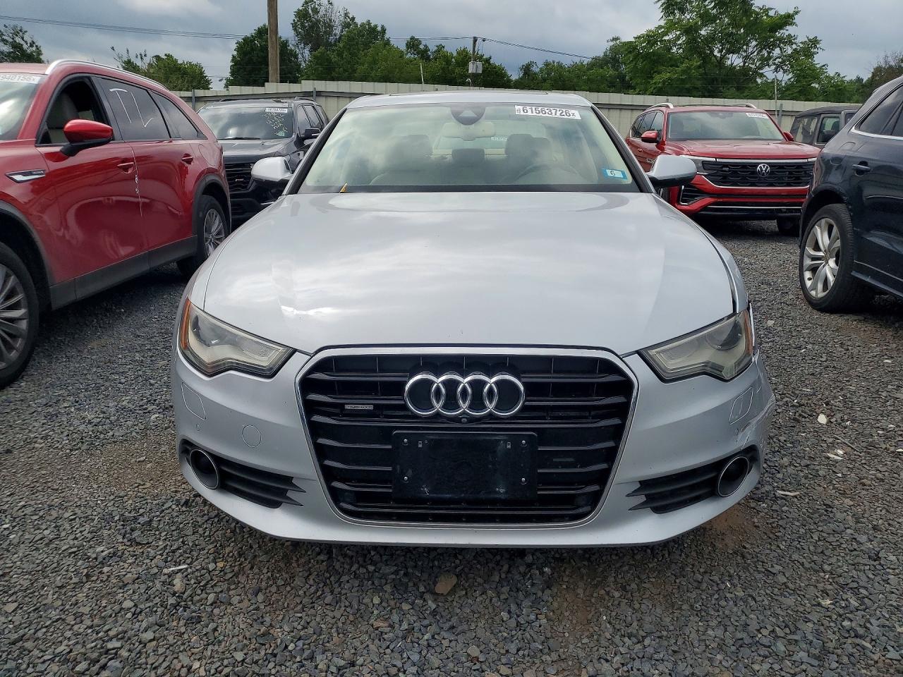 2014 Audi A6 Premium Plus Серебряный vin: WAUFMAFC5EN036165