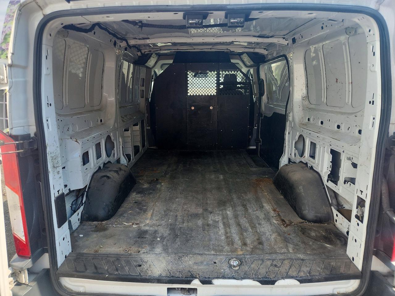 2015 Ford Transit T- - Delivery Van White vin: 1FTNE1YMXFKA59929