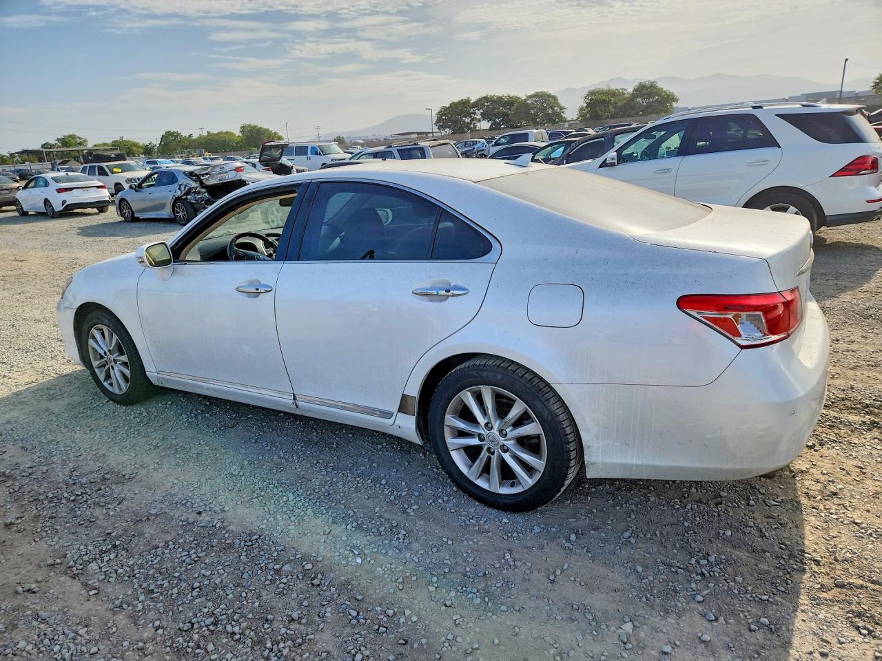 2011 Lexus Es 350 White vin: JTHBK1EG4B2421014