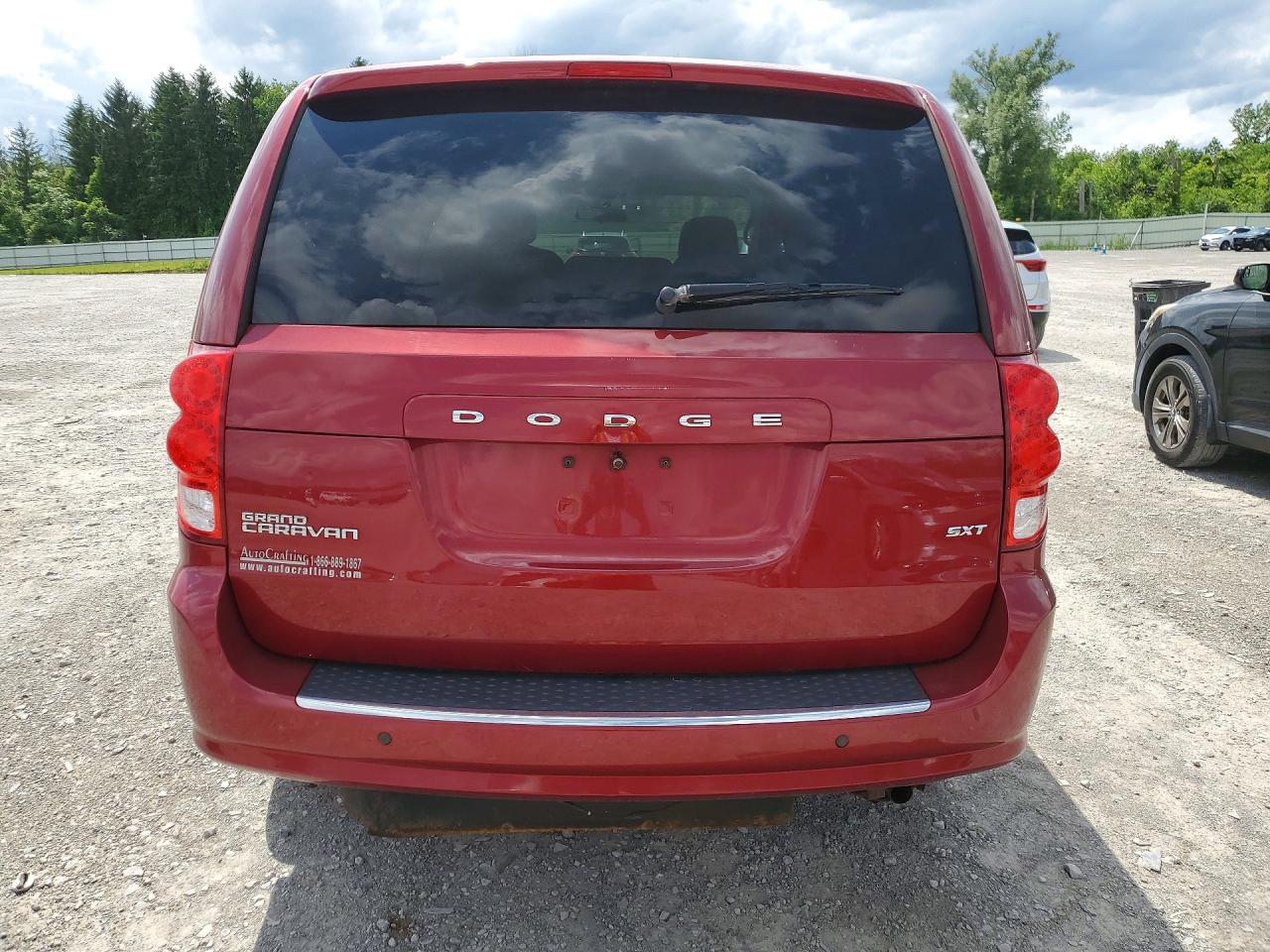 2014 Dodge Grand Caravan Sxt Burgundy vin: 2C4RDGCG1ER140536