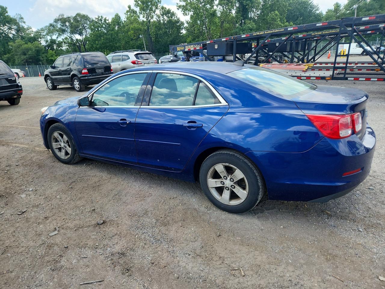 2013 Chevrolet Malibu Ls Blue vin: 1G11B5SA2DU104384