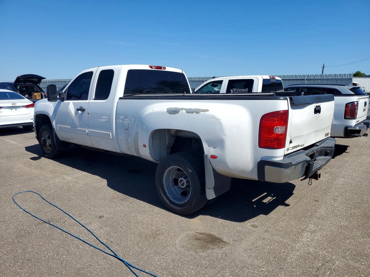 2009 Gmc Sierra C3500 Sle White vin: 1GTJC89629E137961