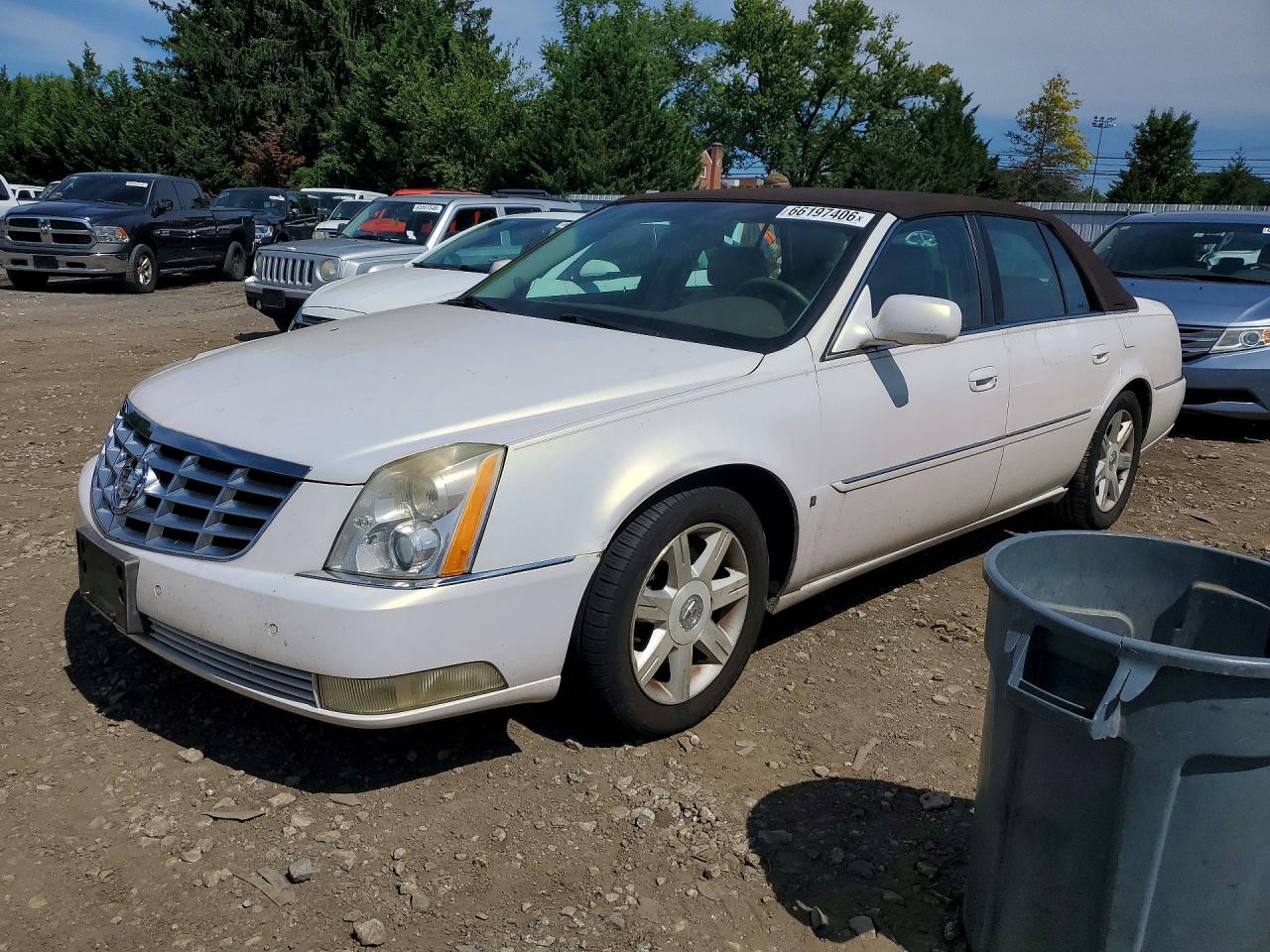2006 Cadillac Dts Белый vin: 1G6KD57Y96U125489