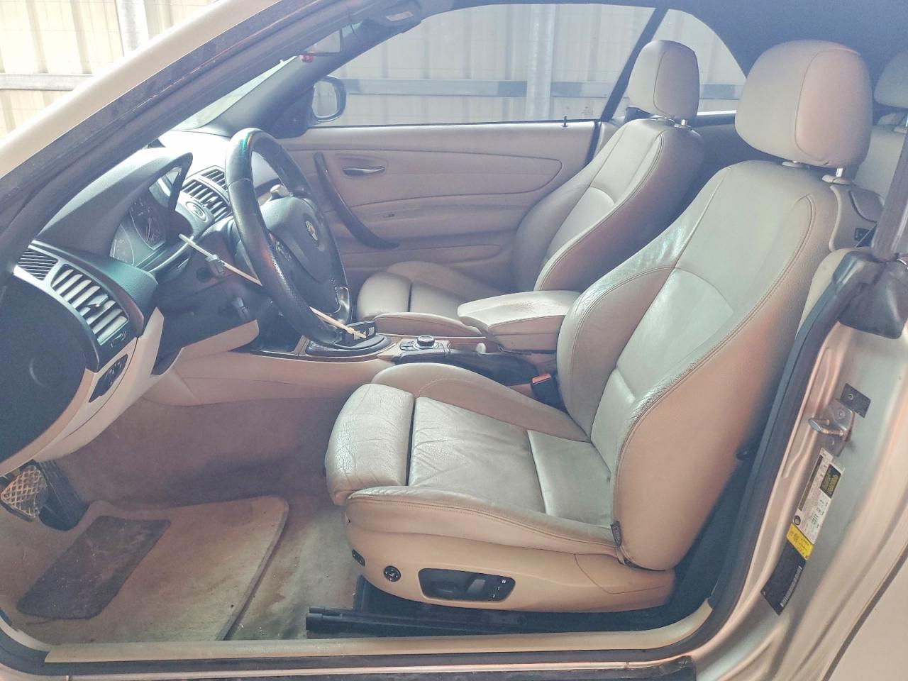 2010 Bmw 135 I Silver vin: WBAUN9C58AVK41451