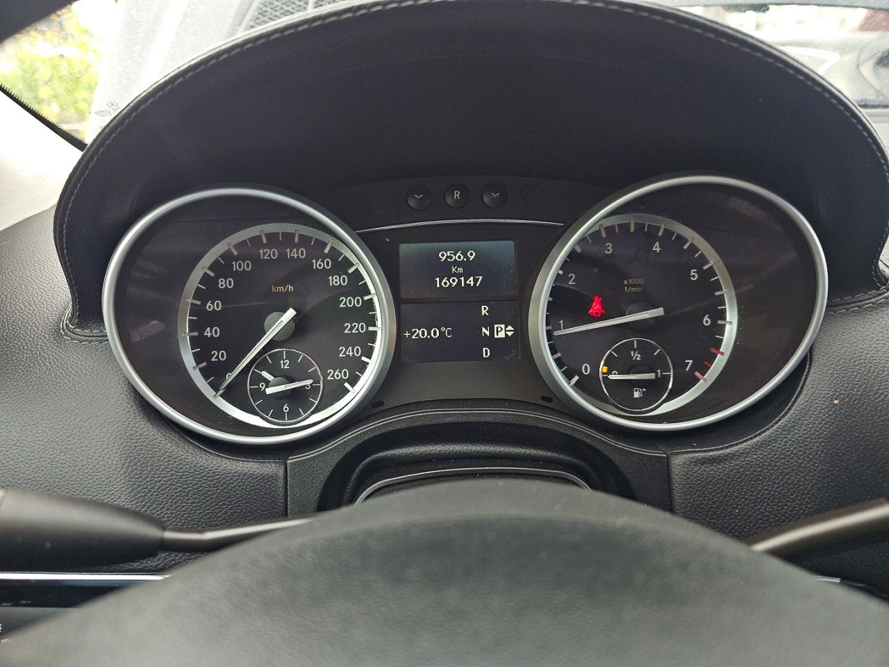 2011 Mercedes-benz Gl 450 4matic Черный vin: 4JGBF7BE6BA738144