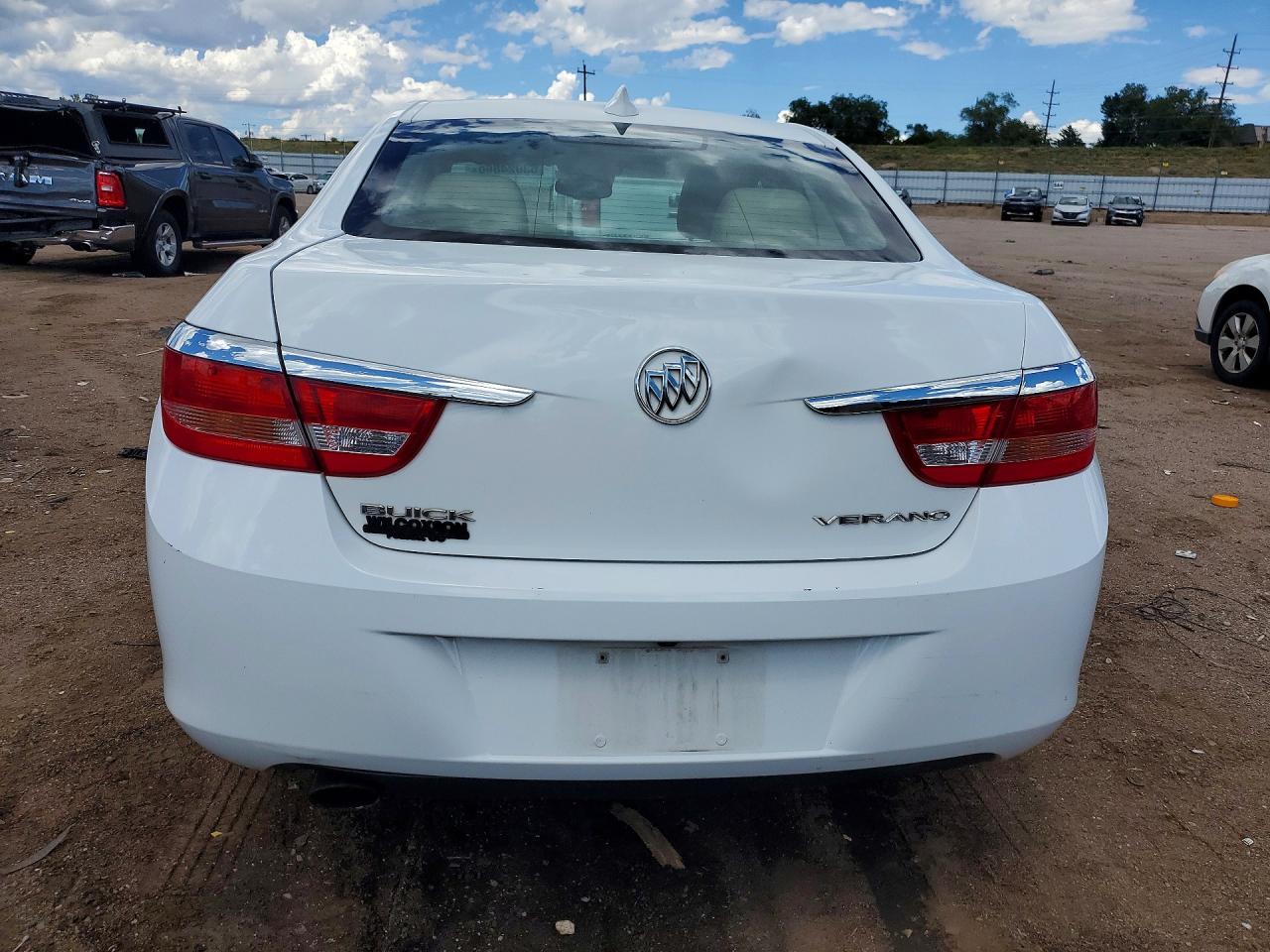 2015 Buick Verano White vin: 1G4PP5SK7F4217533