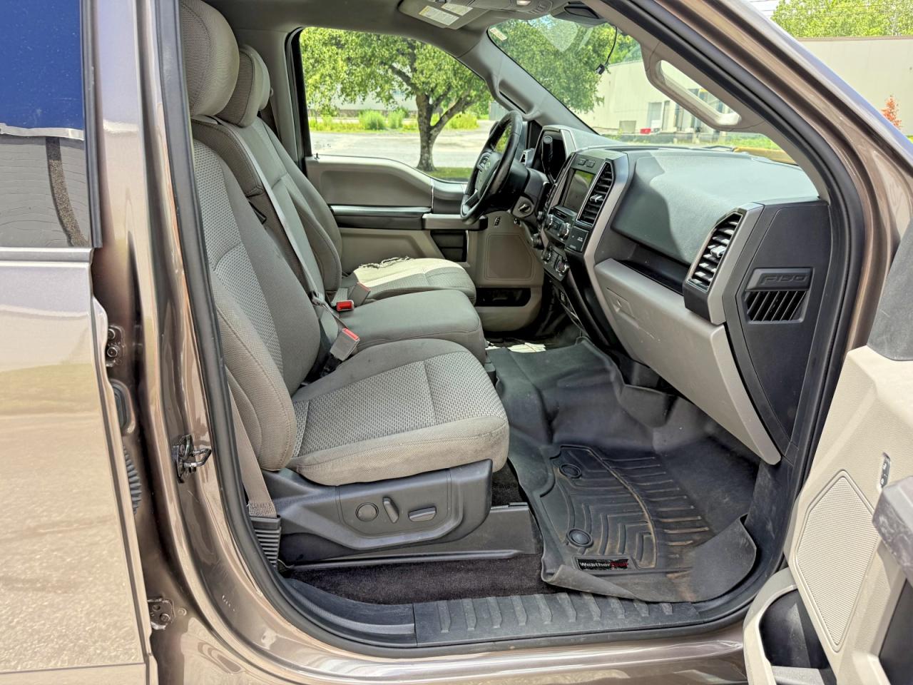 2019 Ford F150 Supercrew Charcoal vin: 1FTEW1E46KFD23975