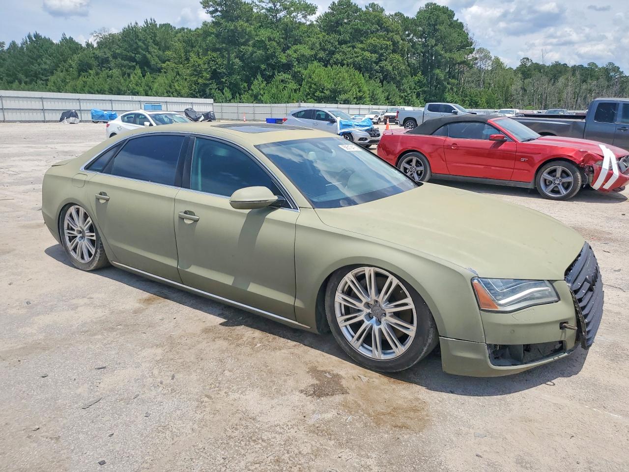 2011 Audi A8 L Quattro Green vin: WAURVAFD5BN012091