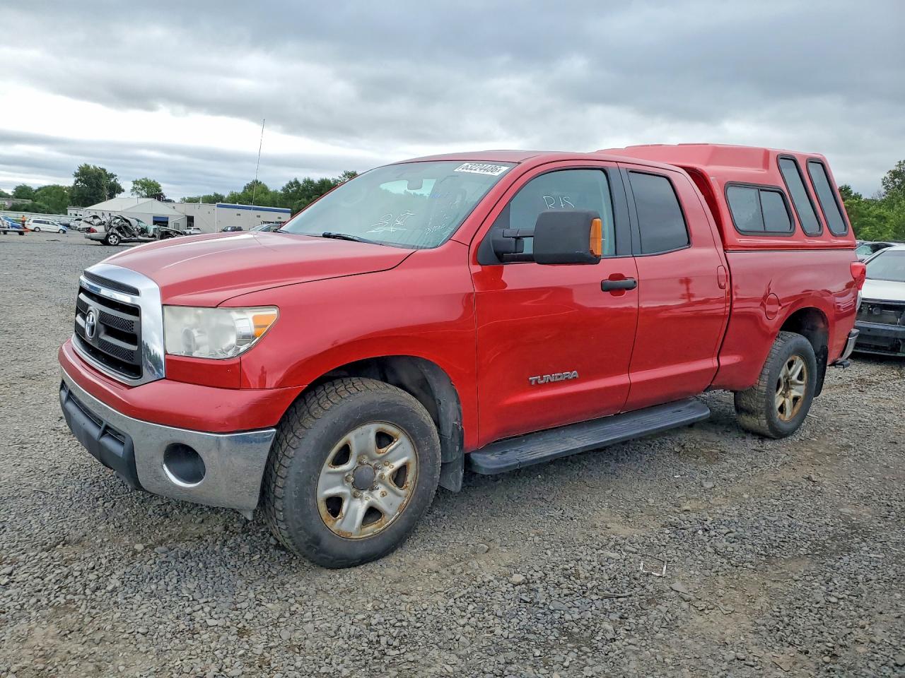 2011 Toyota Tundra Double Cab Sr5 Red vin: 5TFUM5F12BX021199