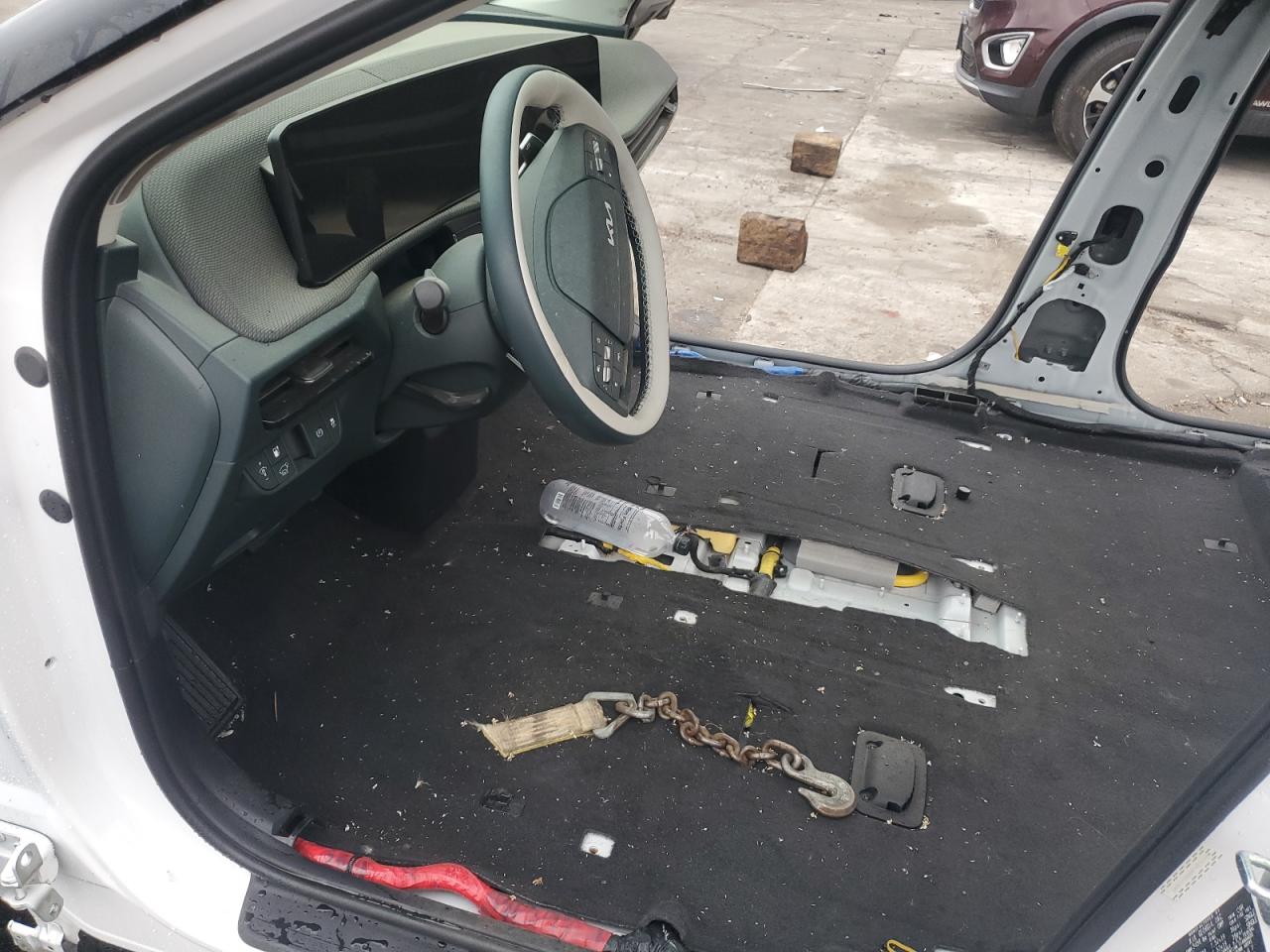 2025 Kia Ev6 Wind White vin: 5XYC34JA9SG013247 Damage: Left Front Seat, Missing, Replacement Required