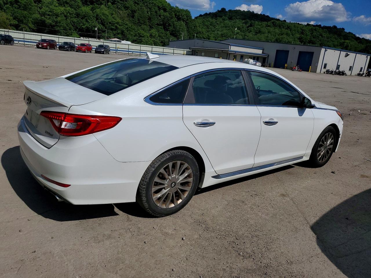 2015 Hyundai Sonata Limited White vin: 5NPE34AF8FH020015