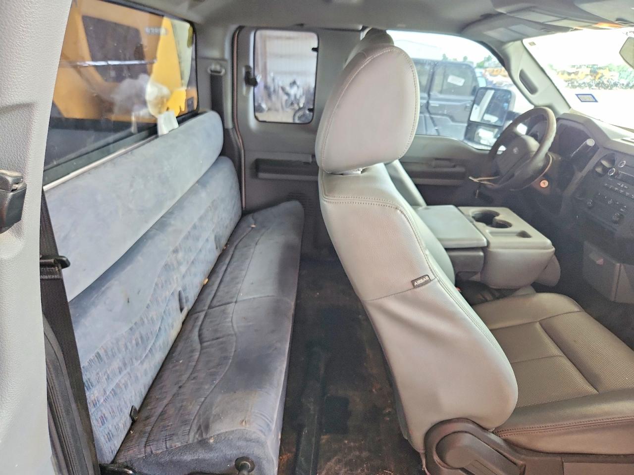 2014 Ford F250 Super Duty White vin: 1FT7X2A62EEB24886