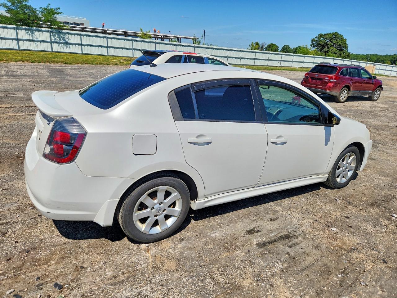 2010 Nissan Sentra 2.0 White vin: 3N1AB6AP1AL663534