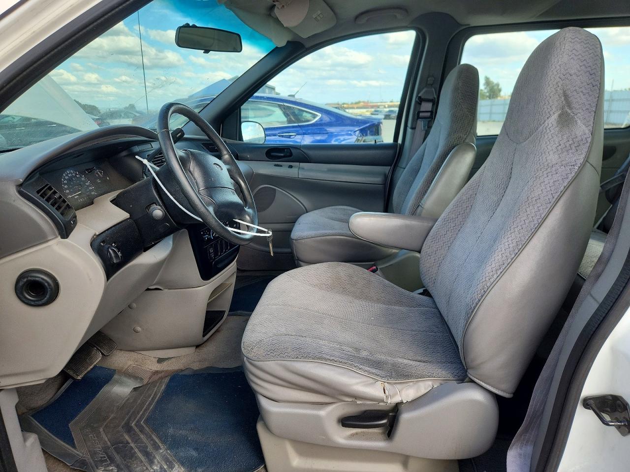 1998 Ford Windstar Wagon White vin: 2FMZA51U7WBD47427