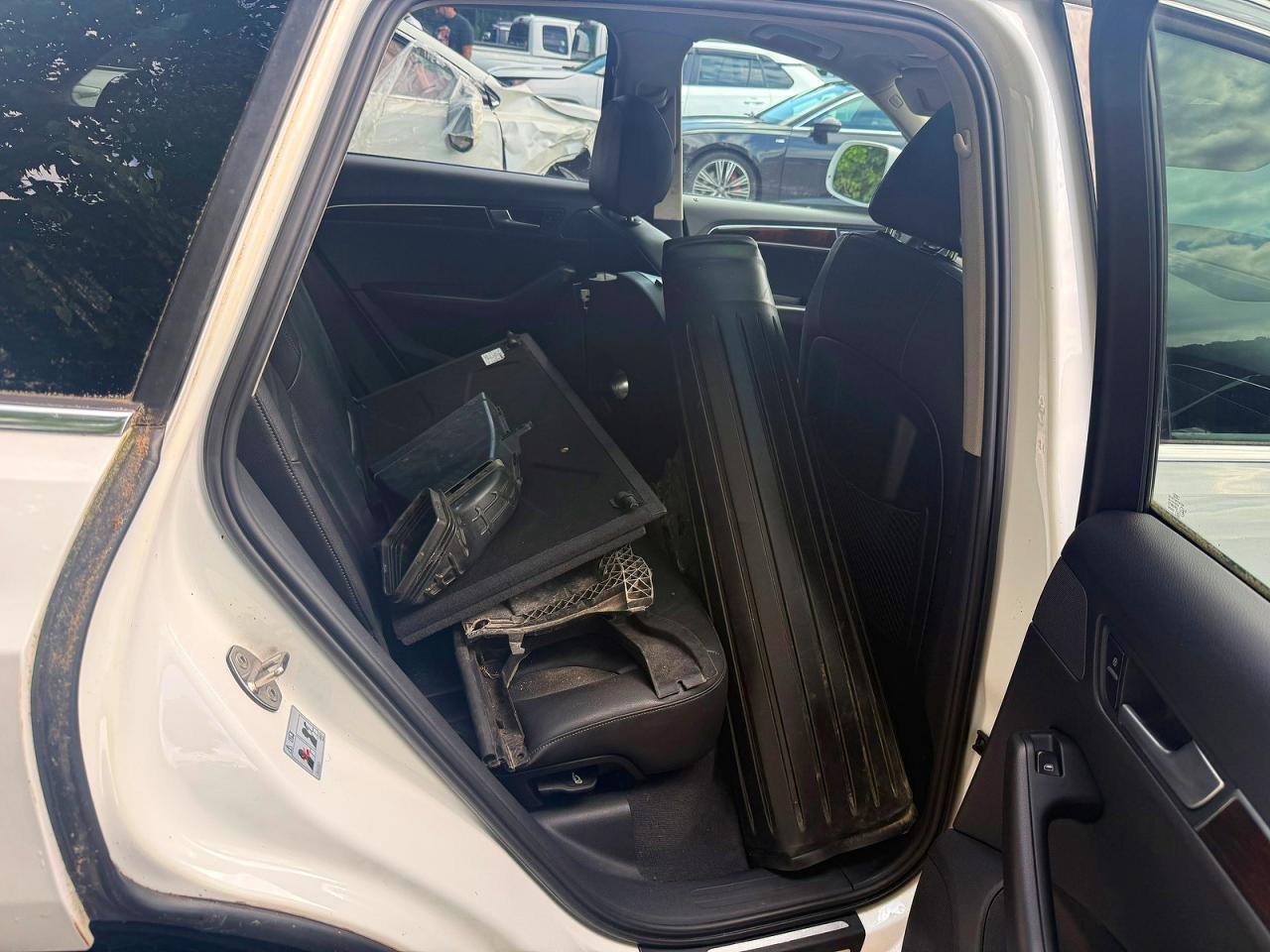 2012 Audi Q5 Premium Plus Белый vin: WA1LFAFP0CA06698