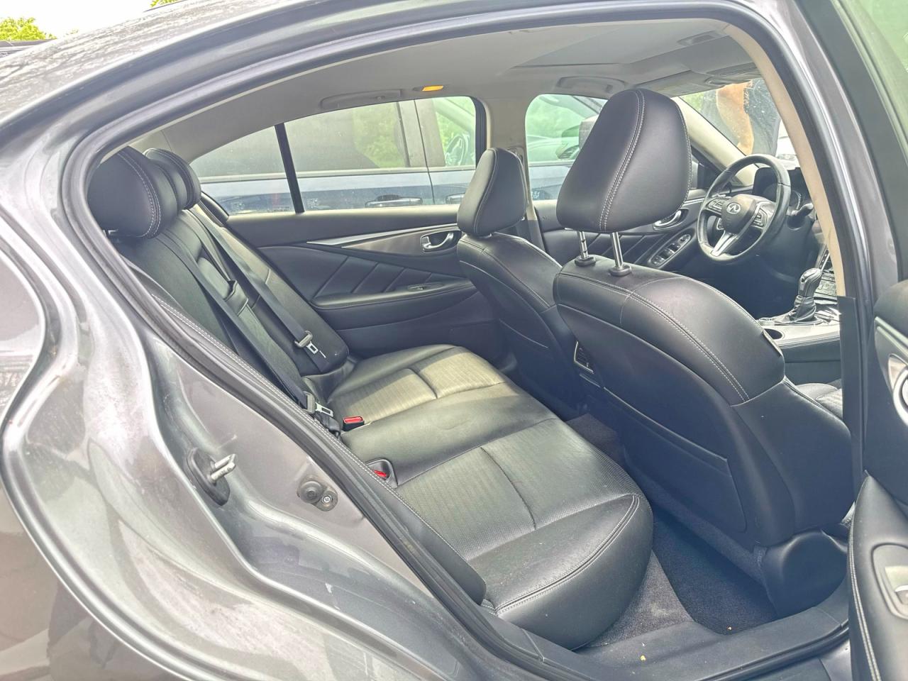 2018 Infiniti Q50 3.0t Luxe Gray vin: JN1EV7AR6JM611757