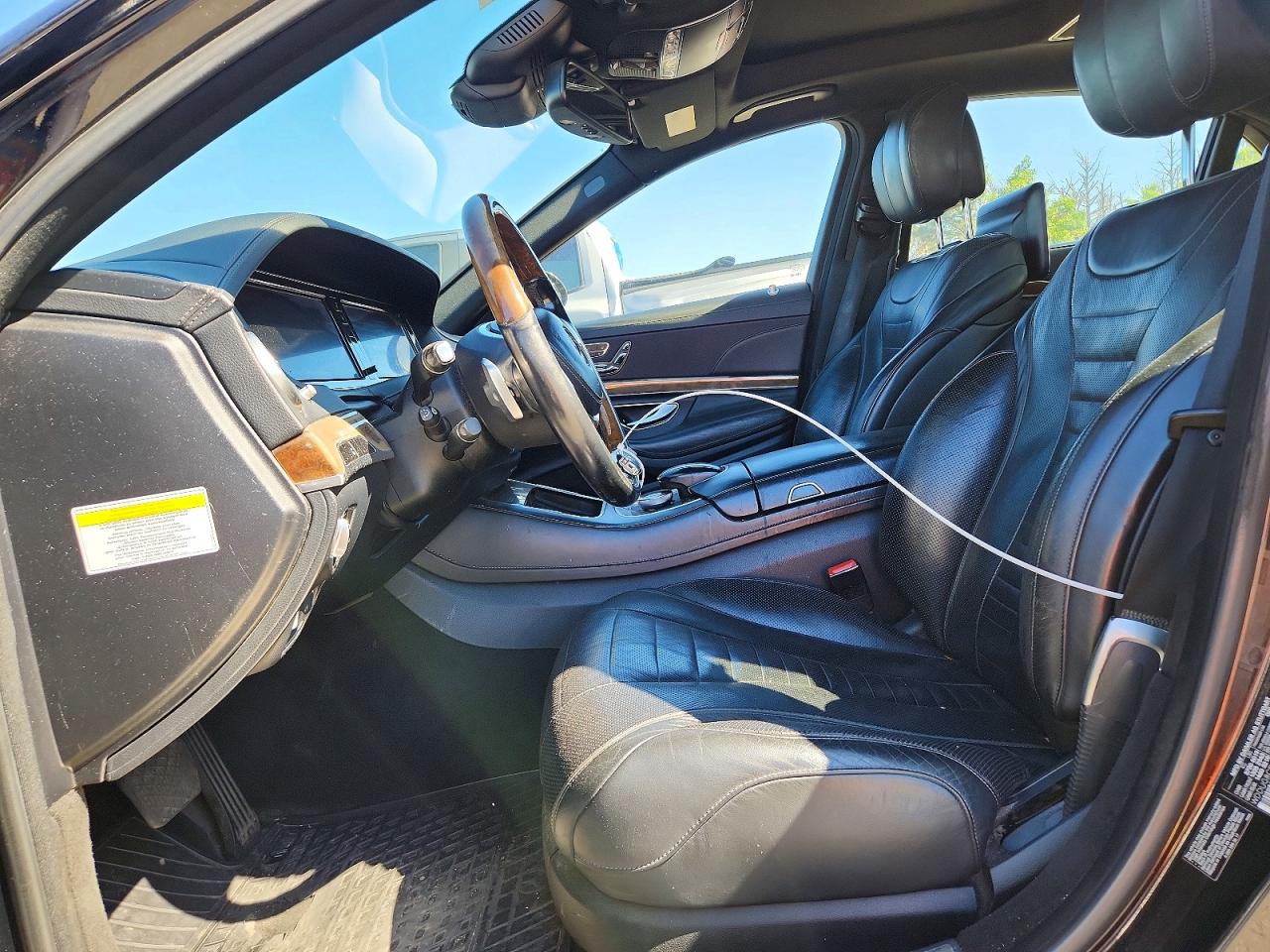 2014 Mercedes-benz S 550 Black vin: WDDUG8CB6EA015120