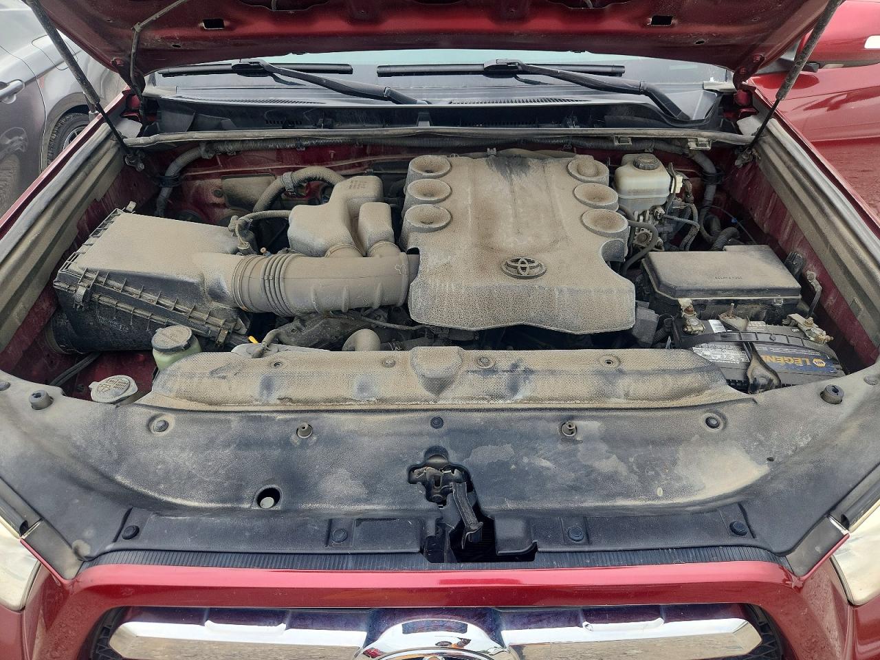 2012 Toyota 4runner Sr5 Red vin: JTEBU5JR1C5082671