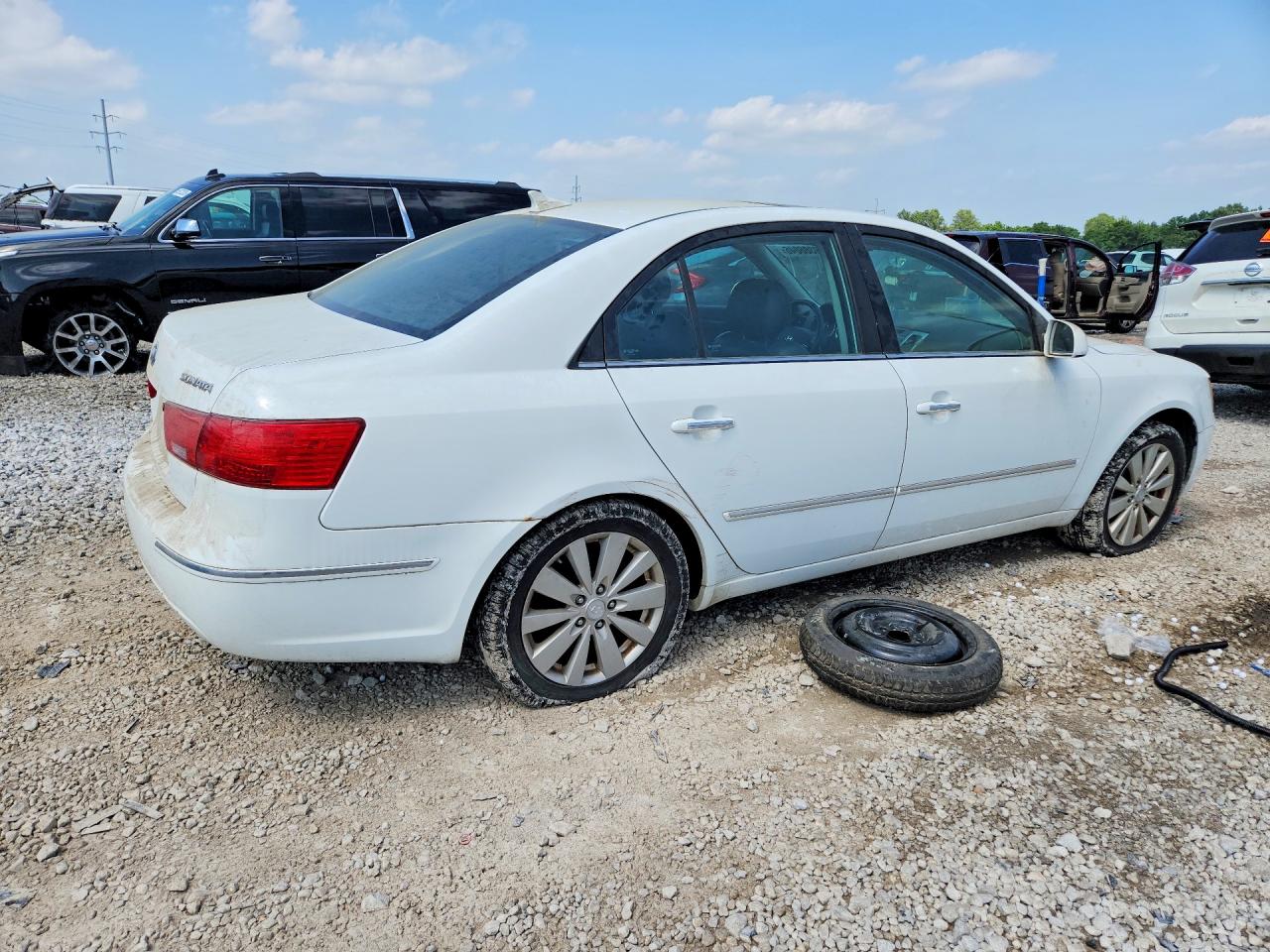 2009 Hyundai Sonata Limited White vin: 5NPEU46C79H505746