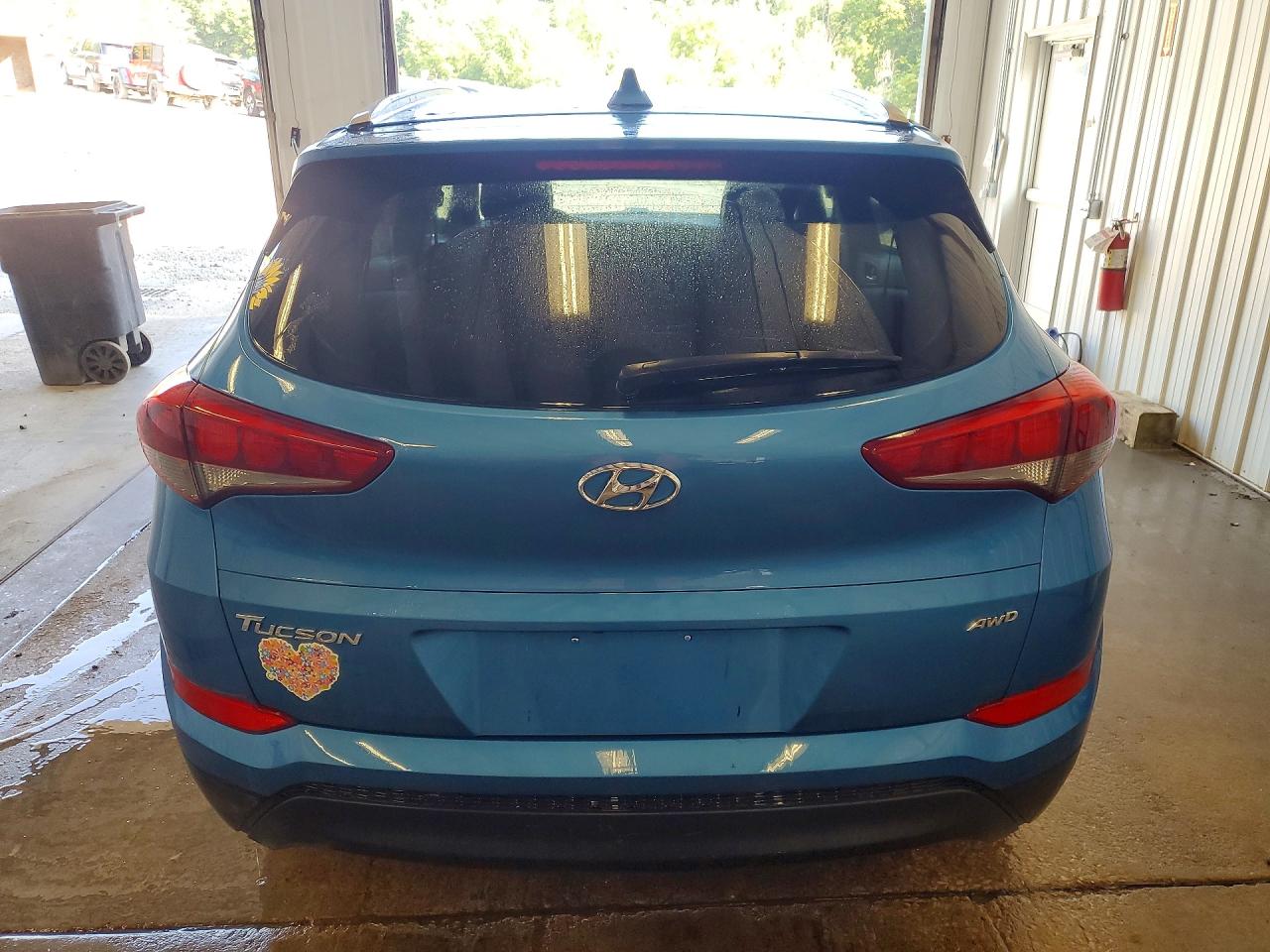 2018 Hyundai Tucson Sel Blue vin: KM8J3CA48JU604903