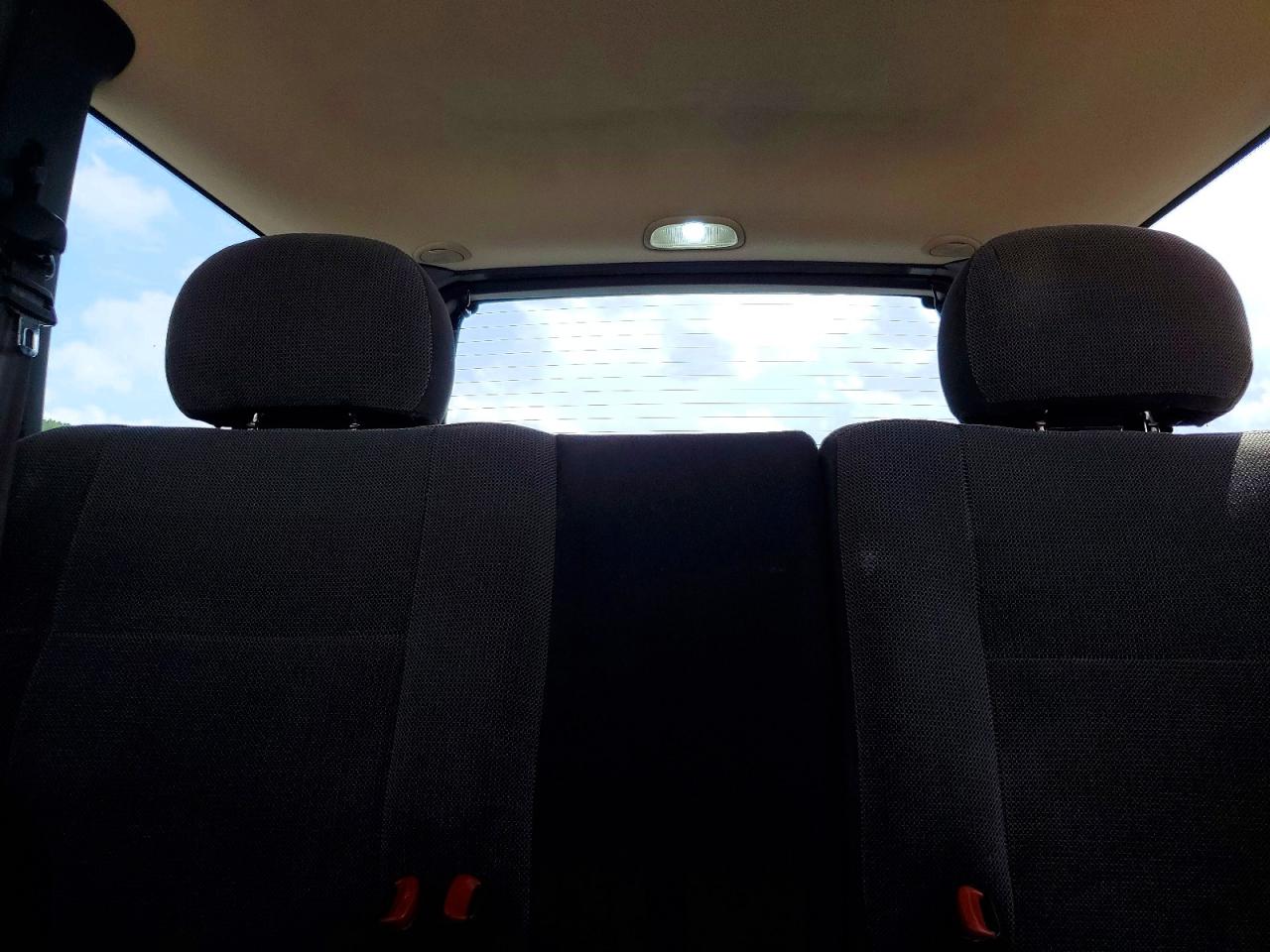 2001 Jeep Grand Cherokee Laredo Серебряный vin: 1J4GW48S01C727840