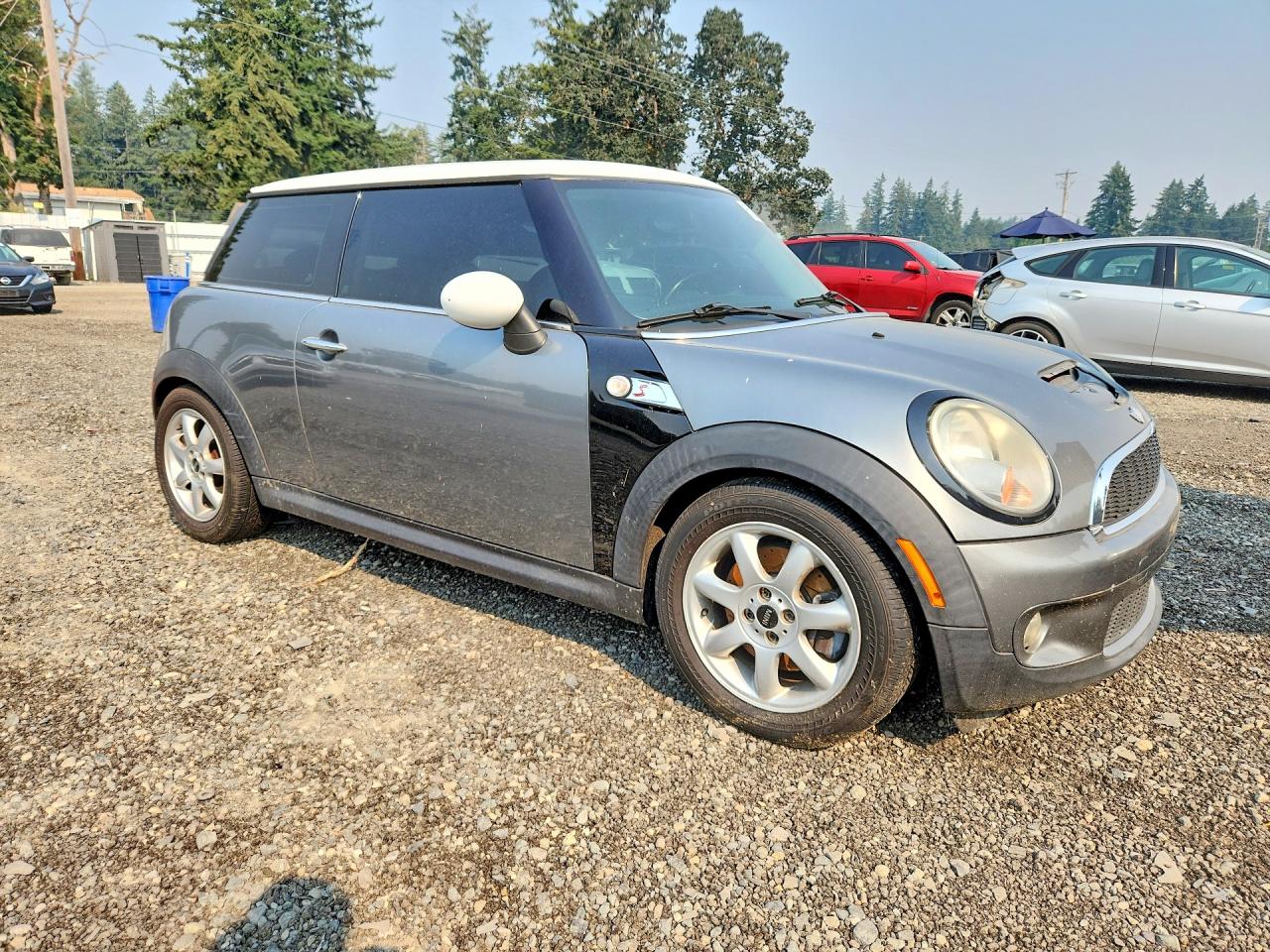 2007 Mini Cooper S Gray vin: WMWMF73557TL85058