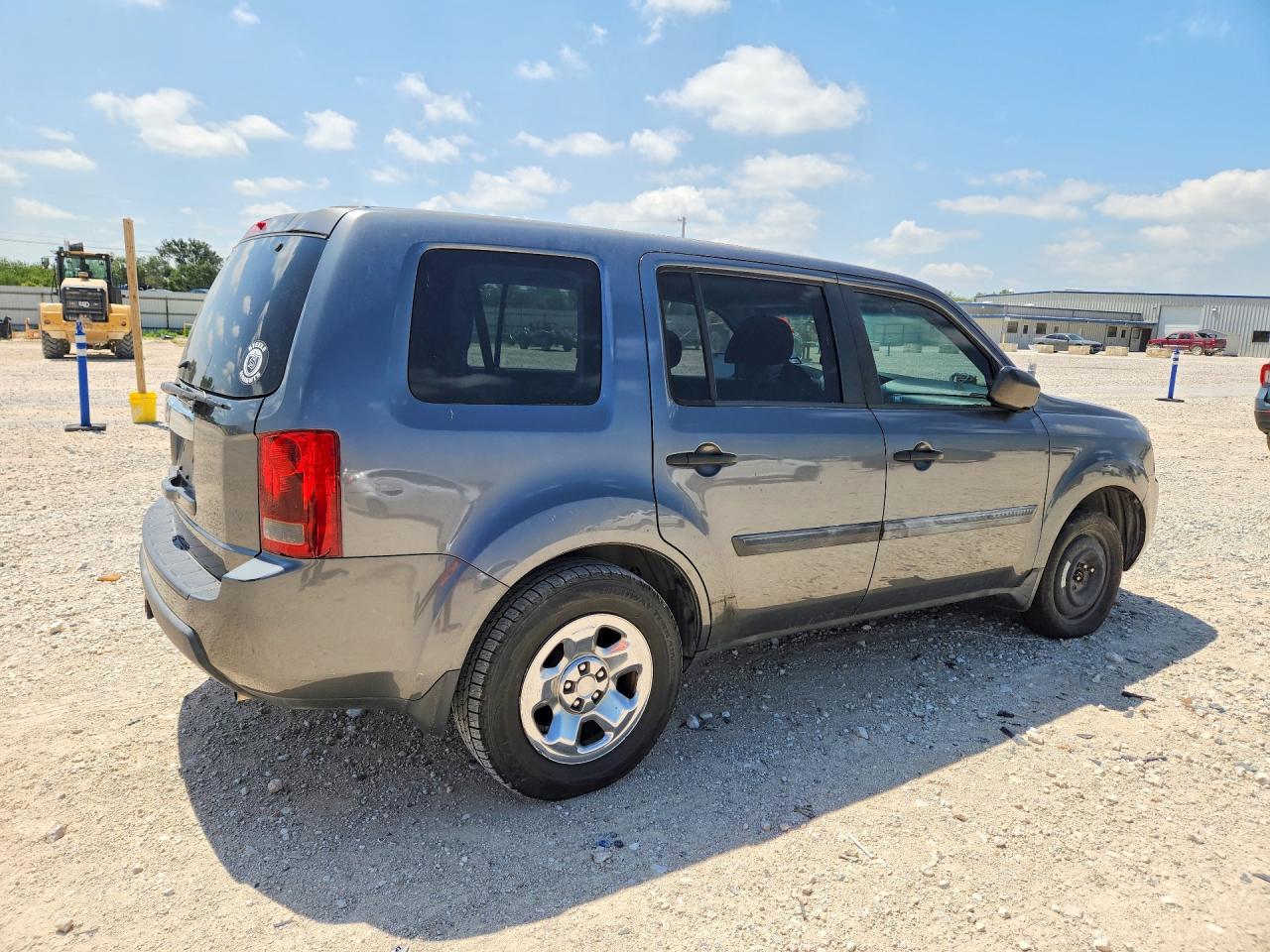 2011 Honda Pilot Lx Gray vin: 5FNYF3H21BB025065