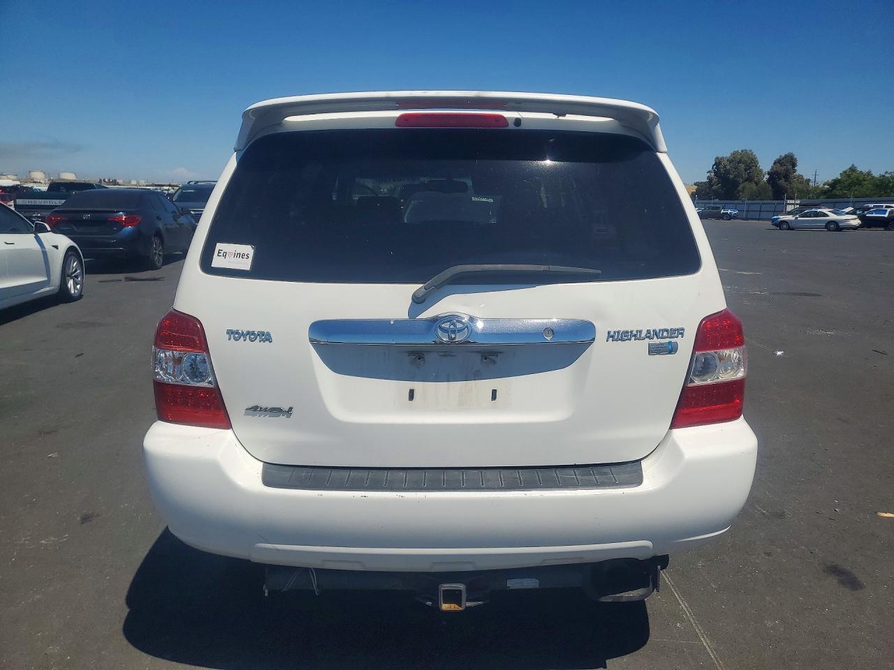 2007 Toyota Highlander Hybrid White vin: JTEEW21A170045963