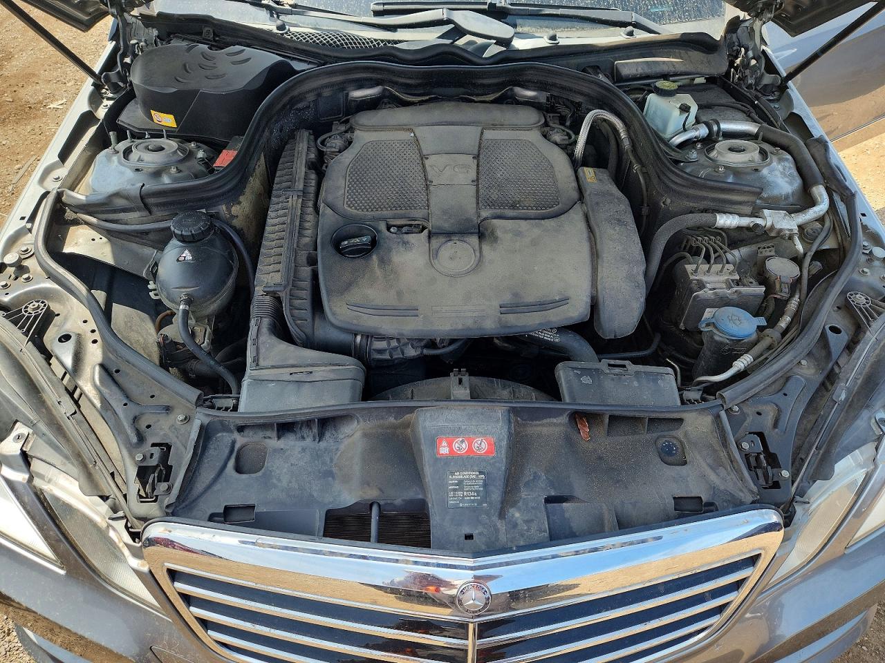2013 Mercedes-benz E 350 4matic Silver vin: WDDHF8JB1DA748312
