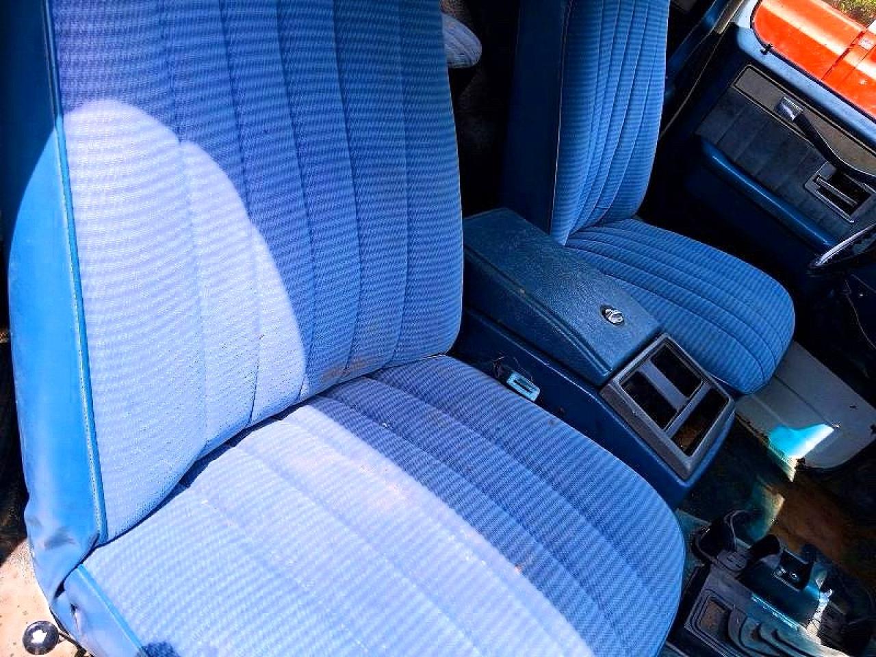 1983 Chevrolet Blazer K10 White vin: 1G8EK18L4DF11358