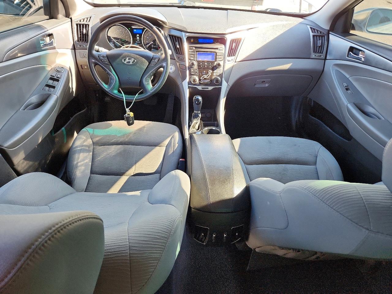 2013 Hyundai Sonata Hybrid Silver vin: KMHEC4A49DA065821