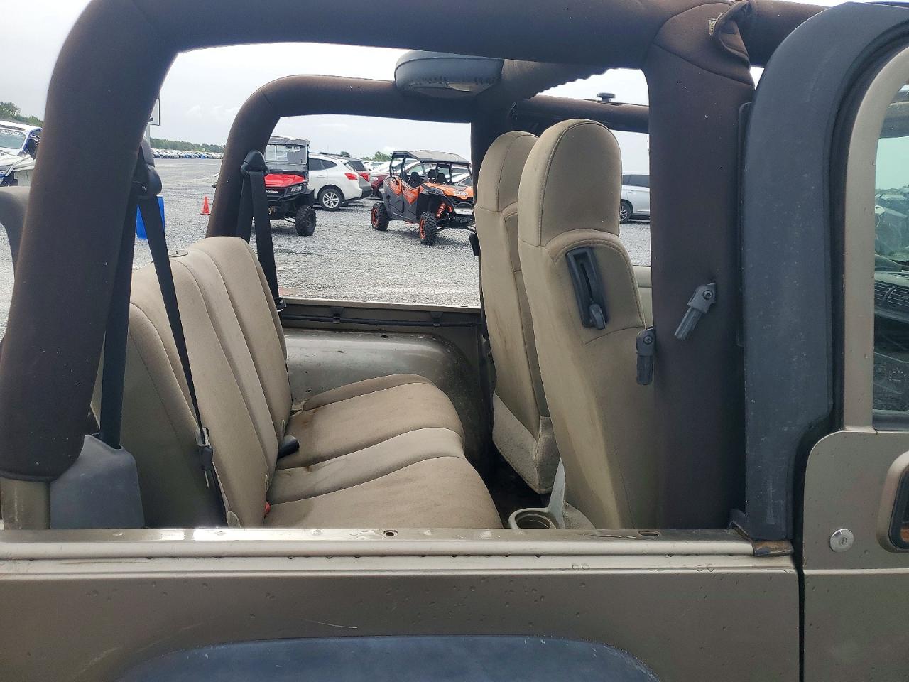 2006 Jeep Wrangler / Tj Rubicon Gold vin: 1J4FA69S26P702944