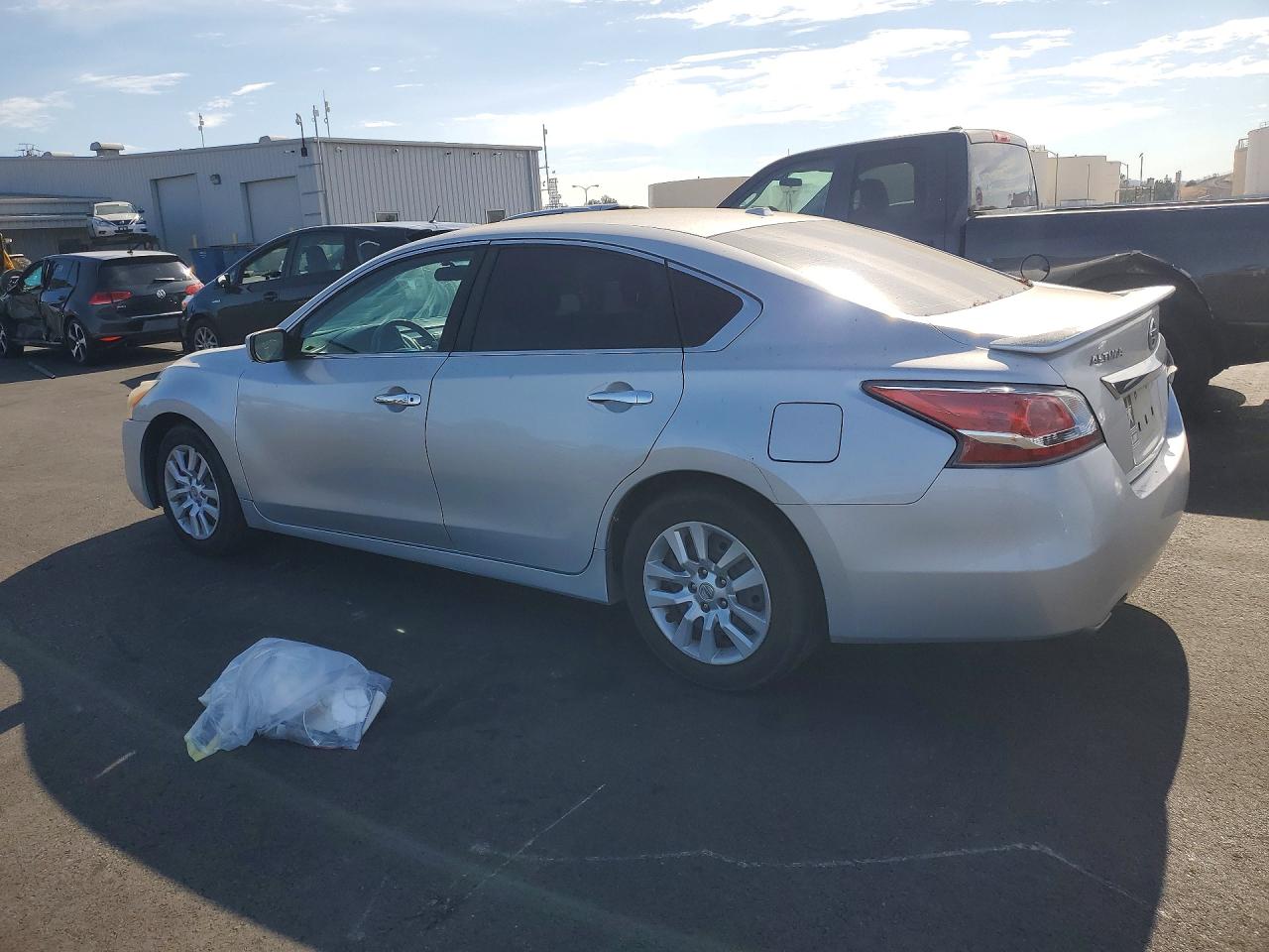 2015 Nissan Altima 2.5 S Silver vin: 1N4AL3AP1FC444493
