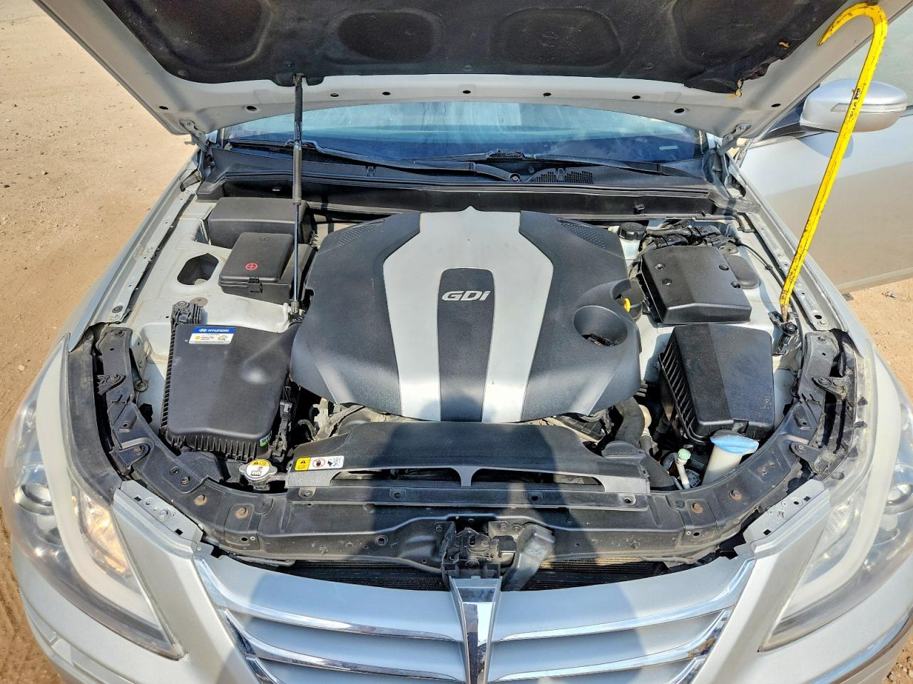 2013 Hyundai Genesis 3.8l Silver vin: KMHGC4DD4DU243086