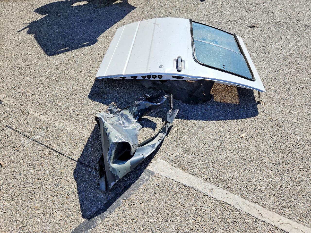 1996 Ford Aerostar White vin: 1FMCA11U6TZB40244